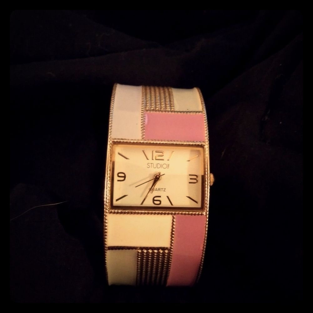Studio one retro watch enamel